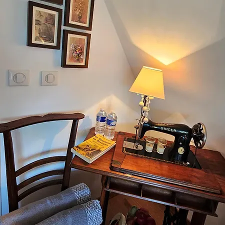 Oda ve Kahvaltı D'hotes Le Ponsonnet *