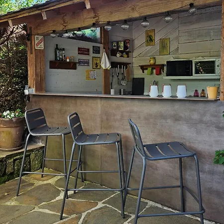 Oda ve Kahvaltı D'hotes Le Ponsonnet *