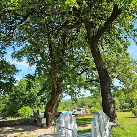 D'hotes Le Ponsonnet Oda ve Kahvaltı Conques-en-Rouergue